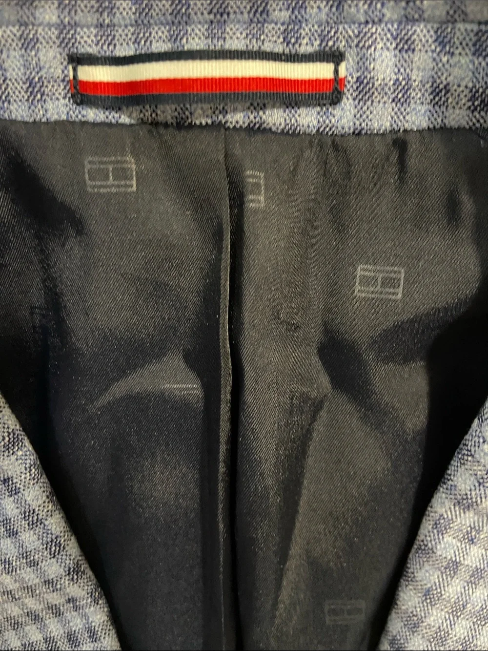 Tommy Hilfiger Men’s Blue Checked Blazer A1